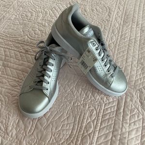 adidas cloud foam Silver Sneakers